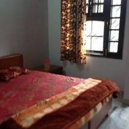 Raja Guest House Jalandhar Extérieur photo